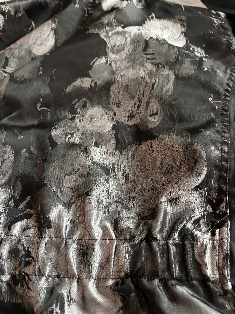 CJ Banks Black & Silver Abstract Spring Floral Zip-Front Moto Vest | Size 1X - Picture 13 of 13